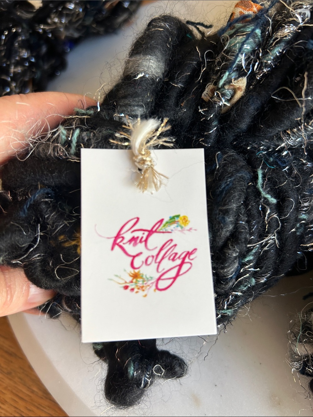 Knit collage yarn. Happy Dance black Mixed-Texture Yarn Bundle - Artisanal yarn - Picture 2 of 8